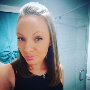 Meet your Posher, Darcy